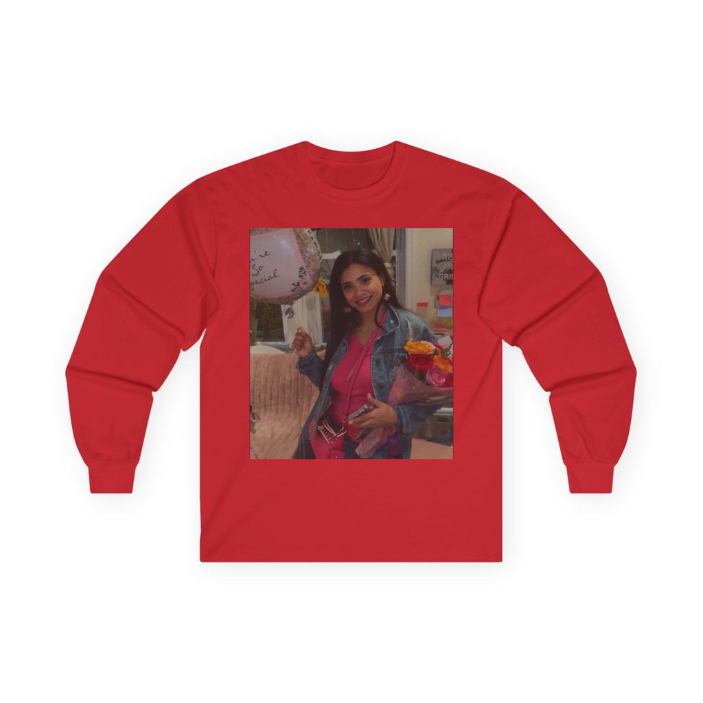 Amazing Carol Birthday Selfie Long Sleeve 100% Cotton Tee