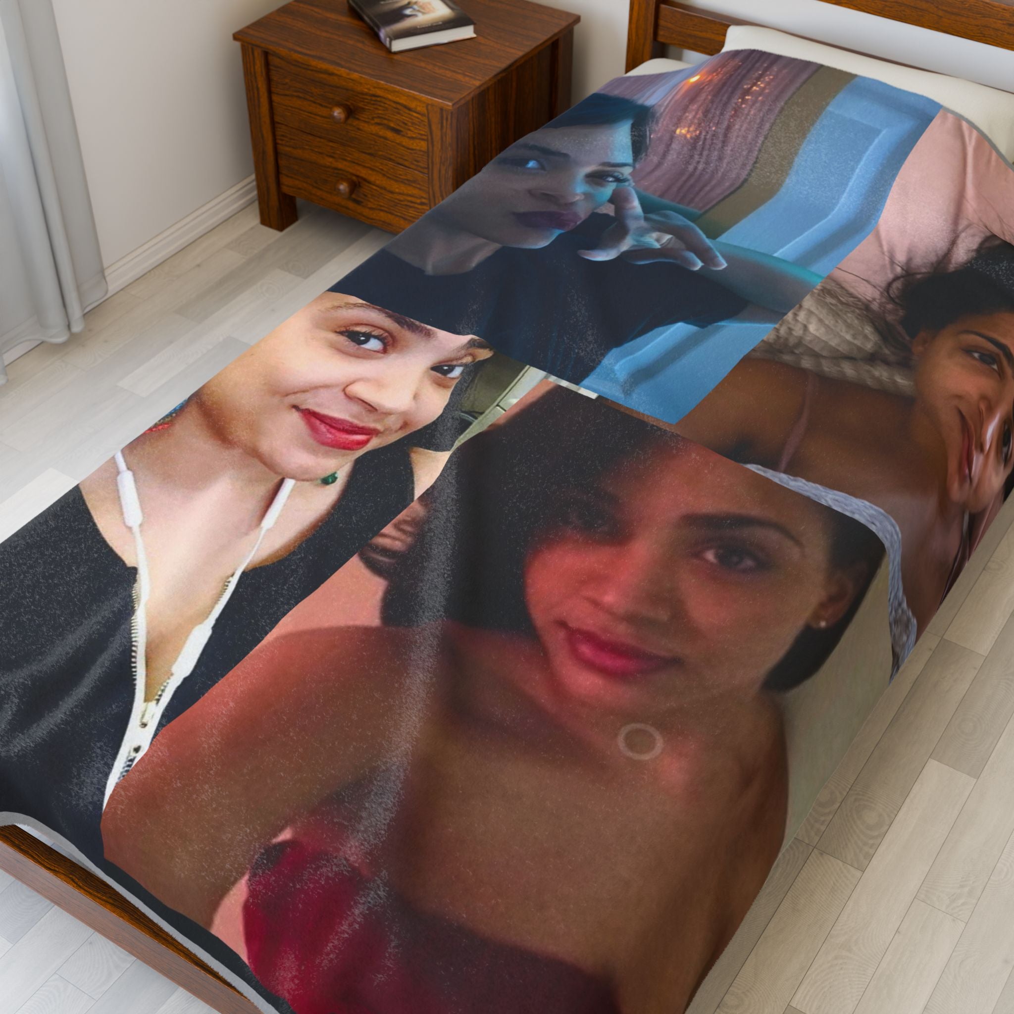 Amazing Carol Selfies Plush Blanket