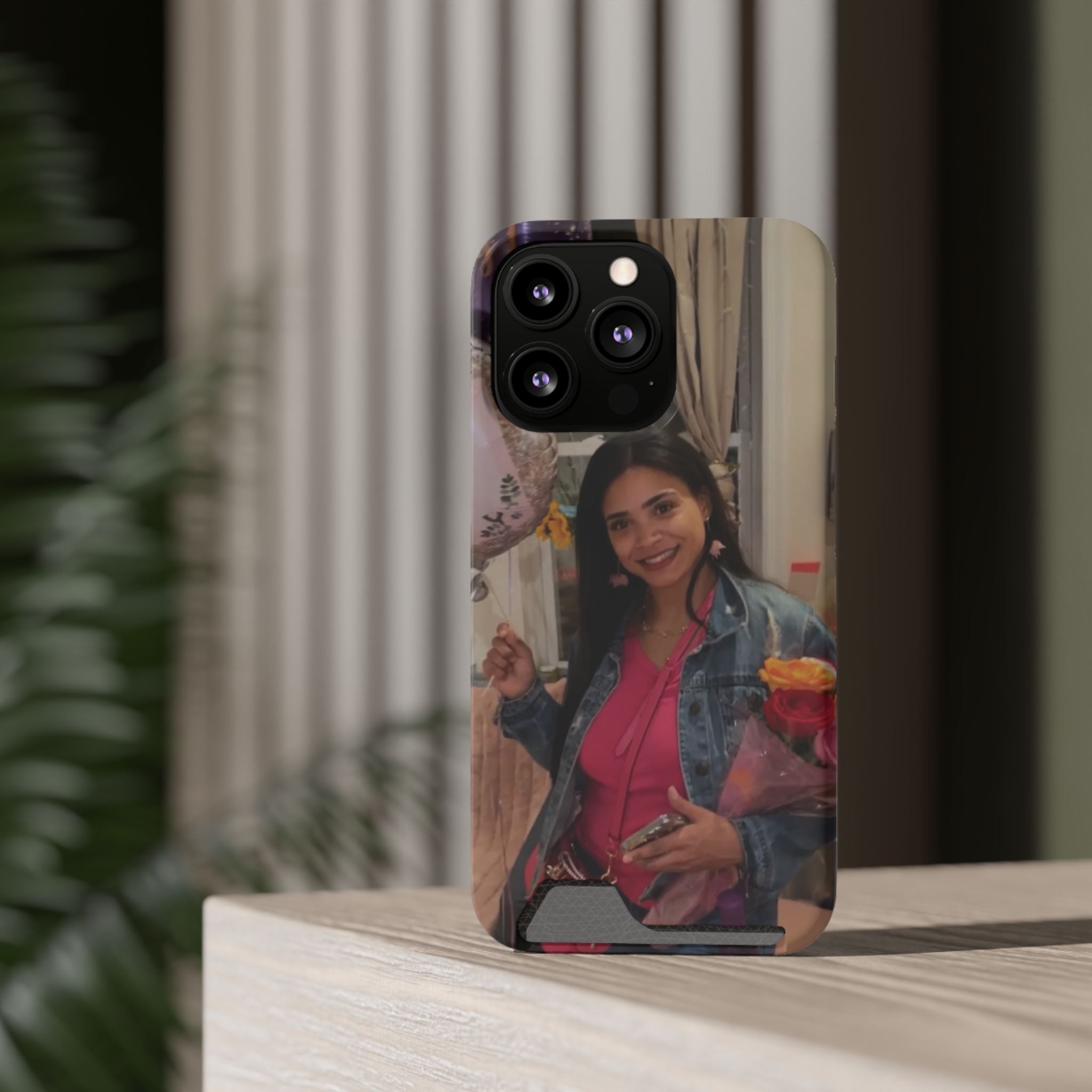 Amazing Carol Birthday Selfie Phone Case with Card Holder